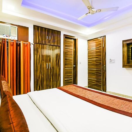 Hotel Pearl - Mahipalpur Delhi Airport Neu-Delhi Exterior foto