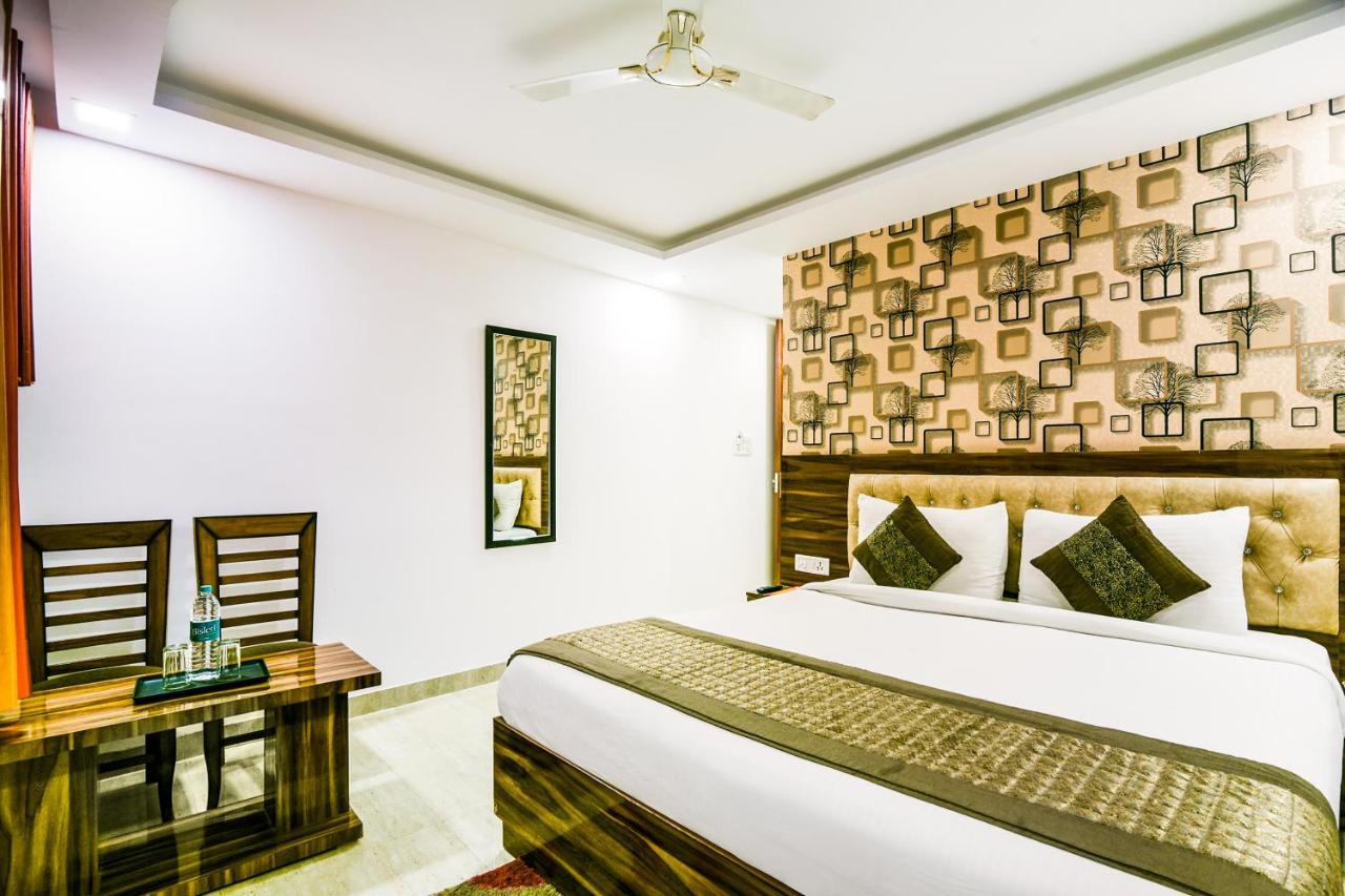 Hotel Pearl - Mahipalpur Delhi Airport Neu-Delhi Exterior foto