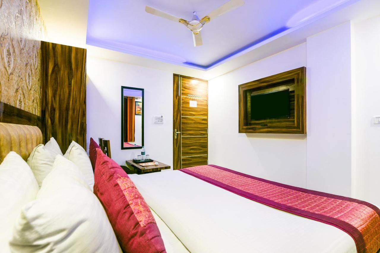 Hotel Pearl - Mahipalpur Delhi Airport Neu-Delhi Exterior foto
